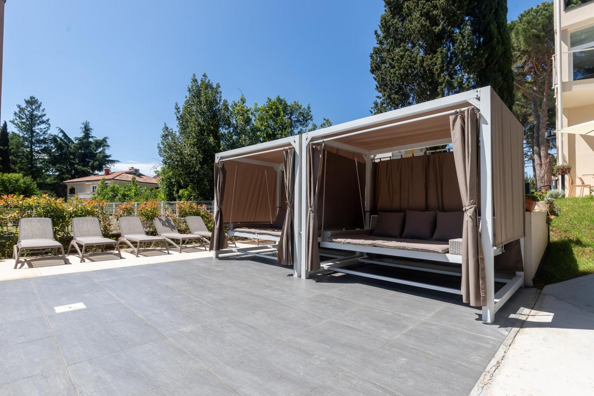 Hotel Emaus Novigrad  Ngoại thất bức ảnh